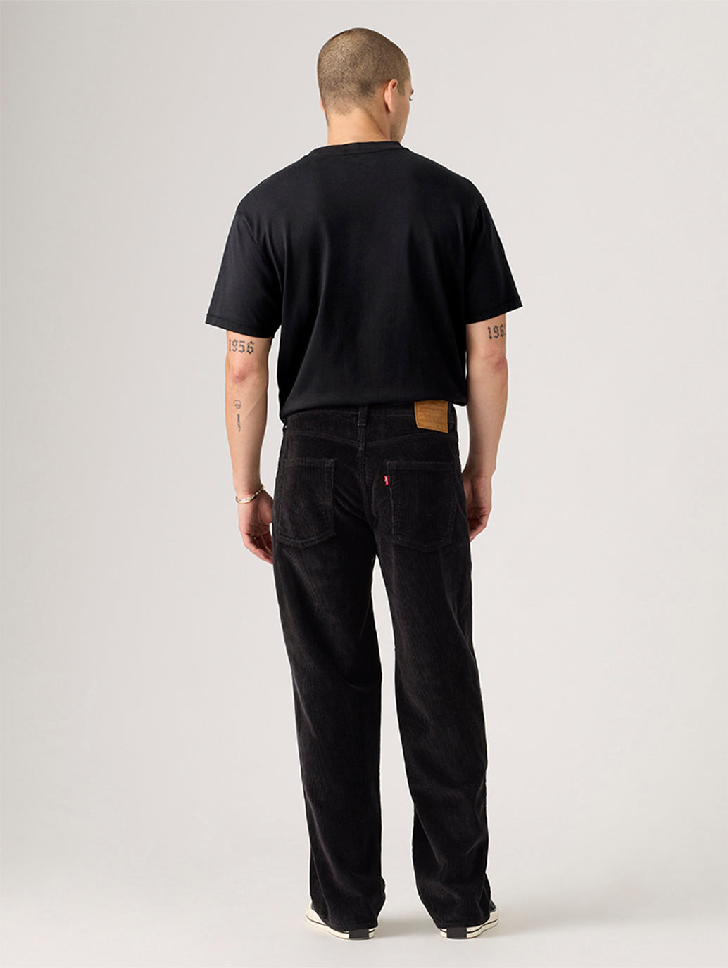 Men's 578 Black Loose Fit Mid Rise Corduroy Jeans - Back View