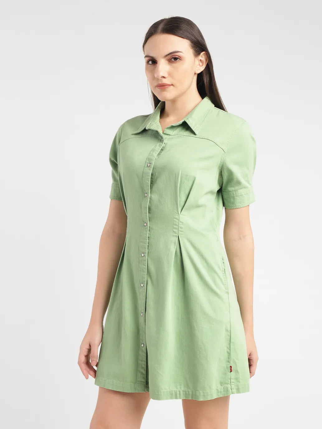 Women's Solid Green Spread Collar Dress