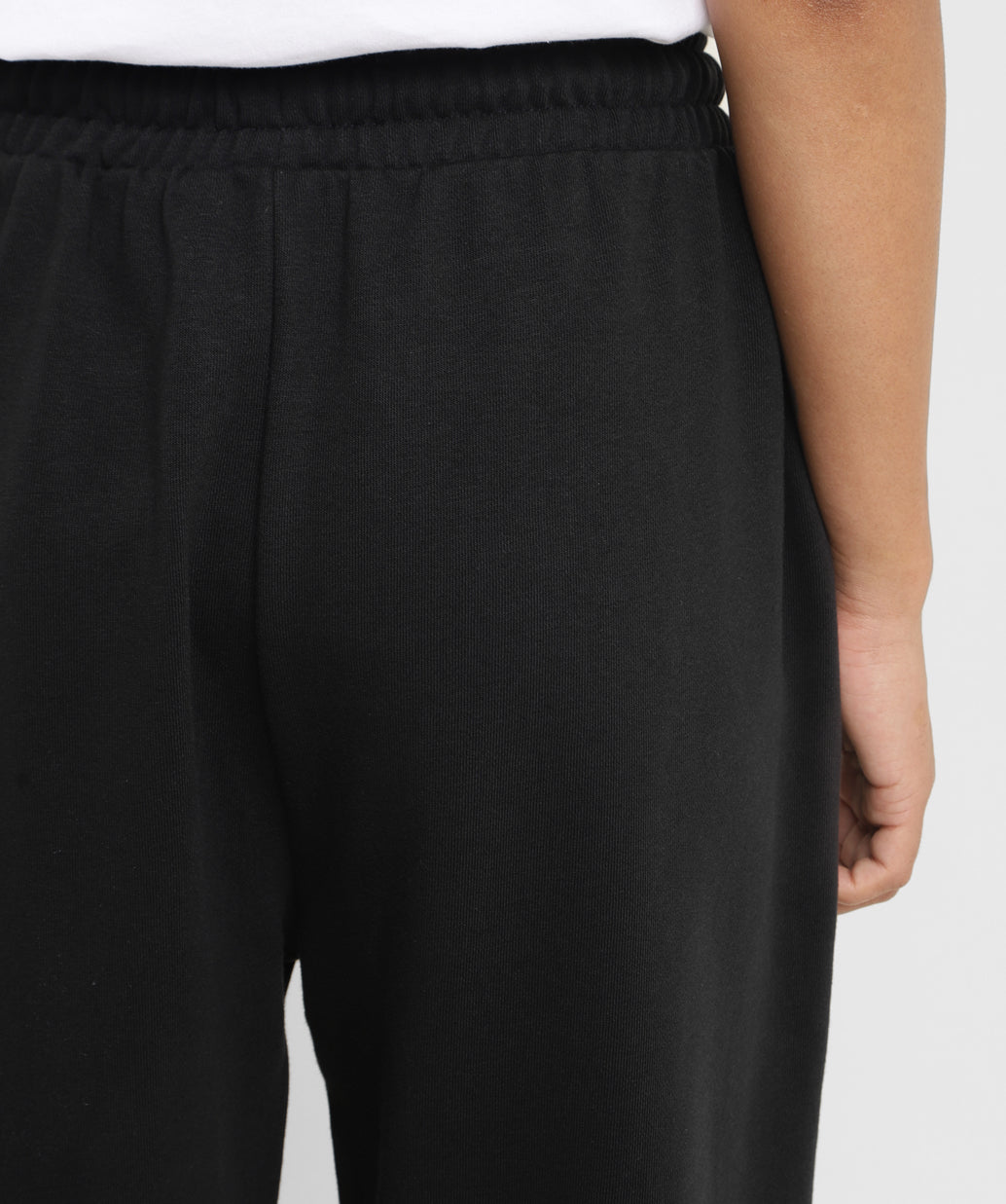 Women's Mid Rise Black Regular Fit Joggers