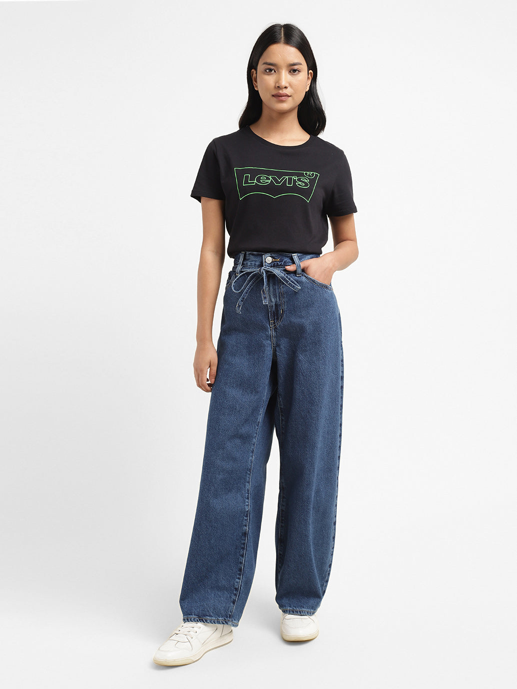 Women's Mid Rise Baggy Jeans