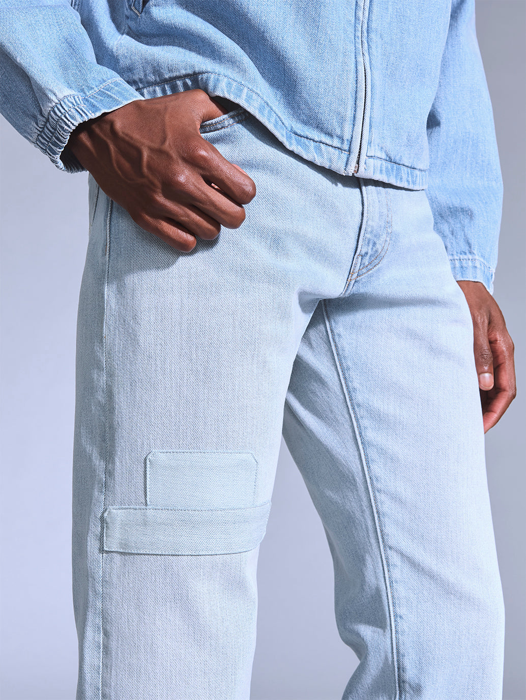 Men's 511 Light Blue Slim Fit Mid Rise Jeans - Detail View