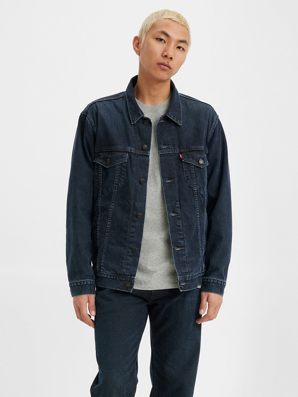 Men's Solid Spread Collar Denim Jacket