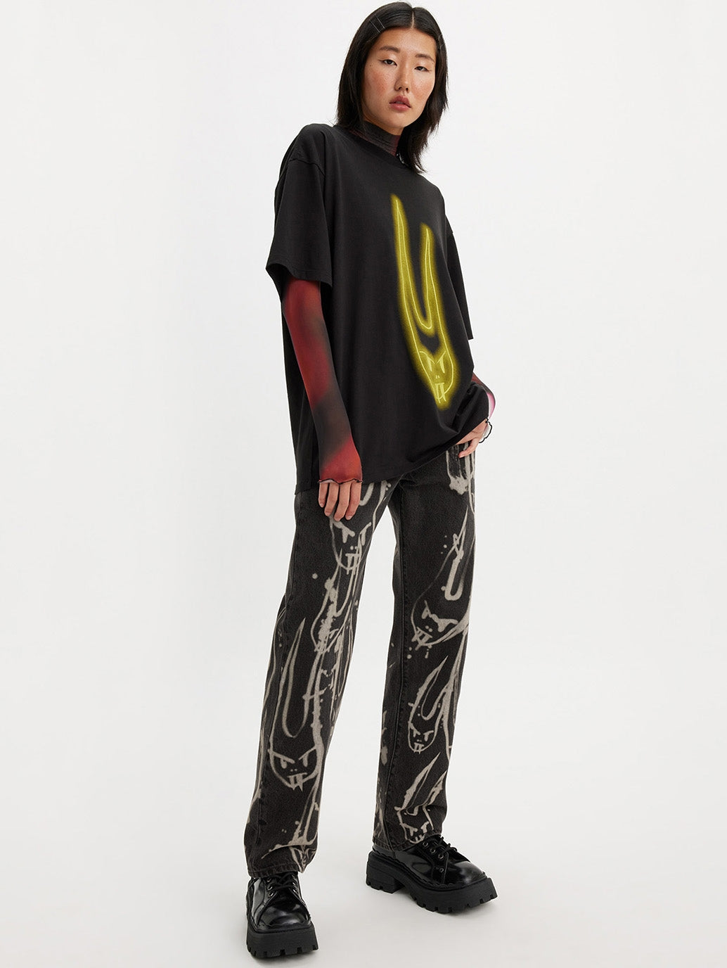 Women's 501 Black Straight Fit Mid Rise Jeans