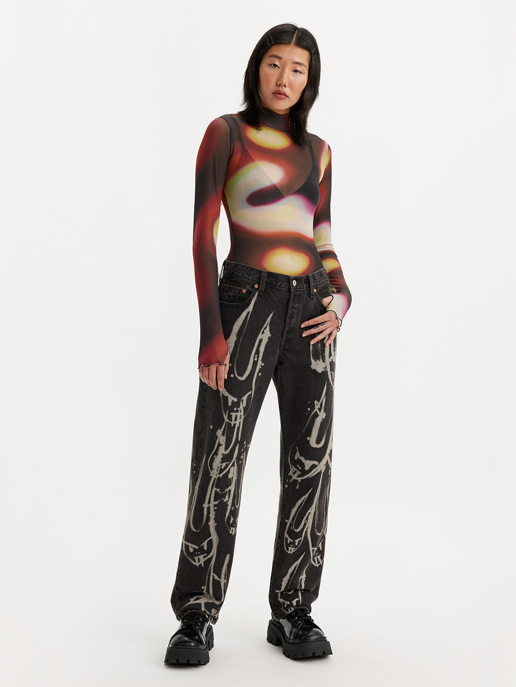 Women's 501 Black Straight Fit Mid Rise Jeans - 697324c8-7475-43e2-96ed-fd87873d64cc View