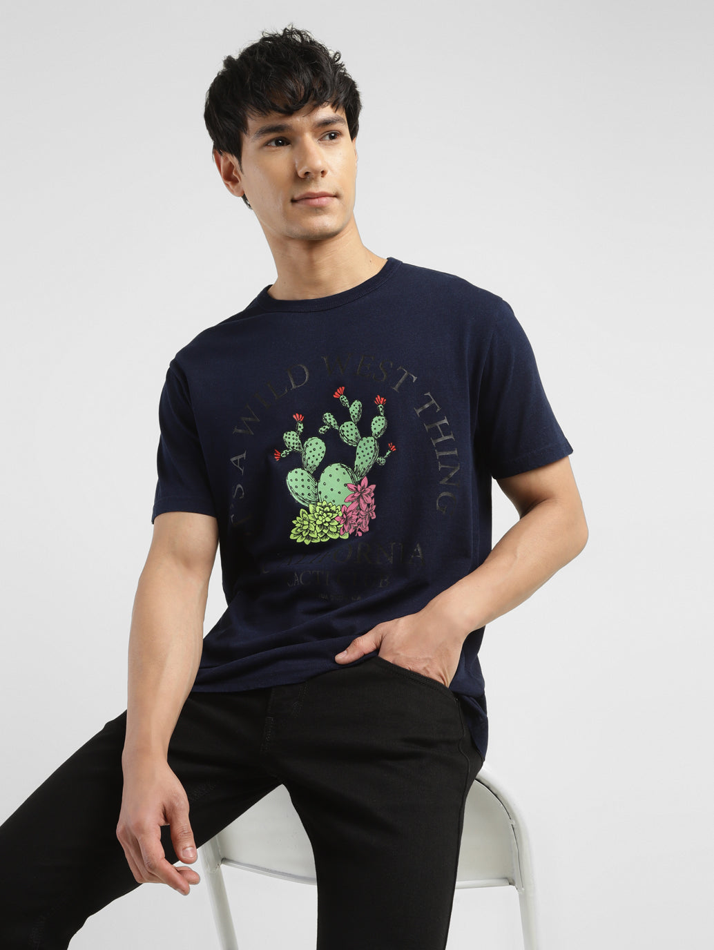 Men's Graphic Slim Fit T-shirt