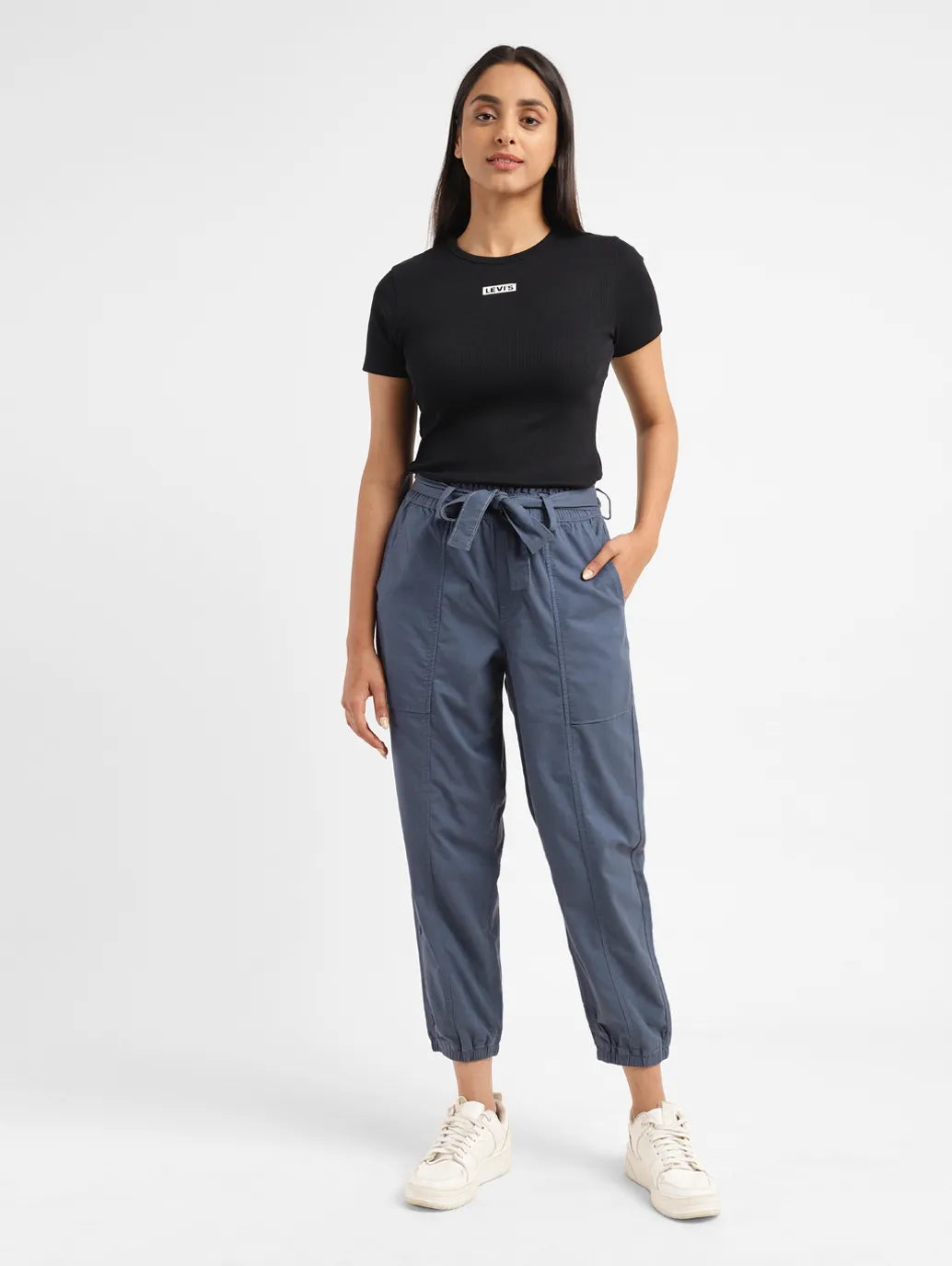 Women's High Rise Black Regular Fit Joggers – Levis India Store
