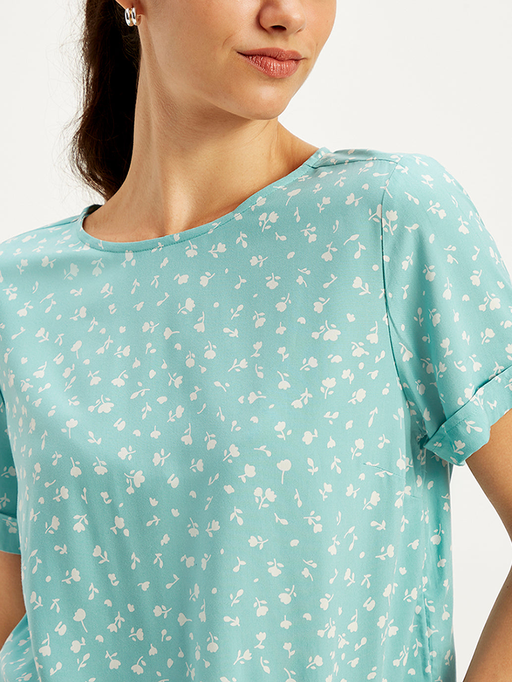 Women's Floral Print Light-Blue Round Neck Top