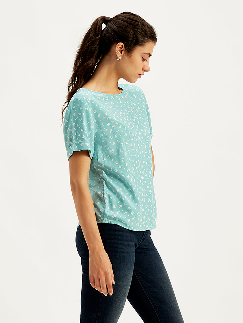 Women's Floral Print Light-Blue Round Neck Top