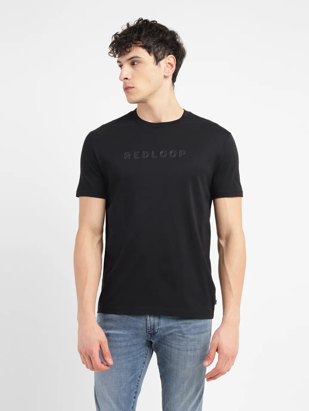 Men s Typographic Print Slim Fit T shirt Levis India Store