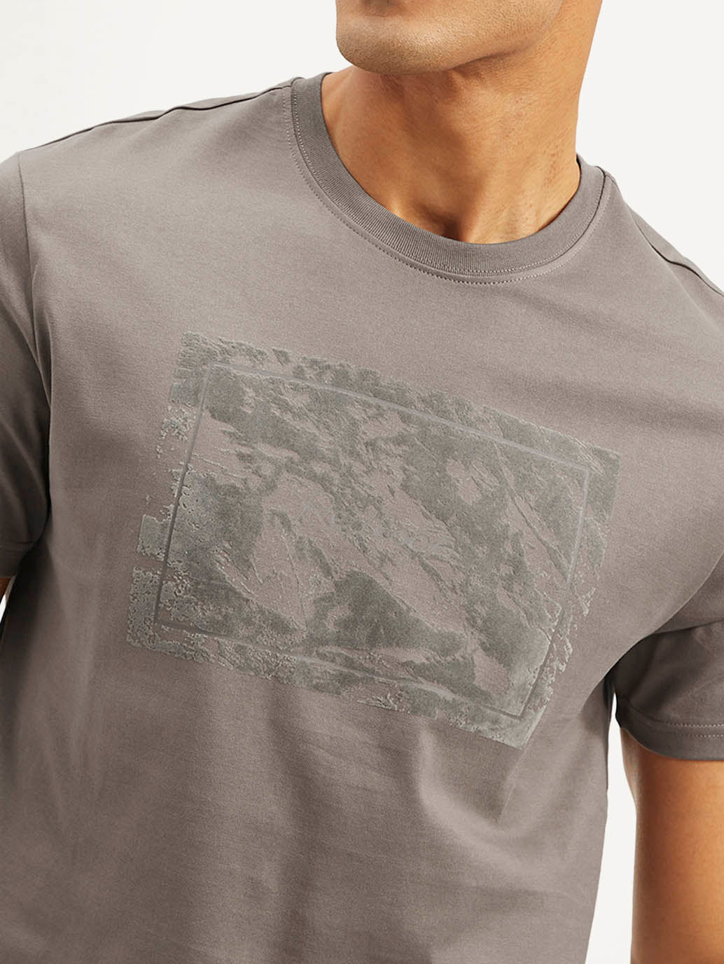 Men's Redloop Graphic Print Slim Fit T-shirt - dd09b54e-03ad-49e9-bdde-33c70c090b35 View