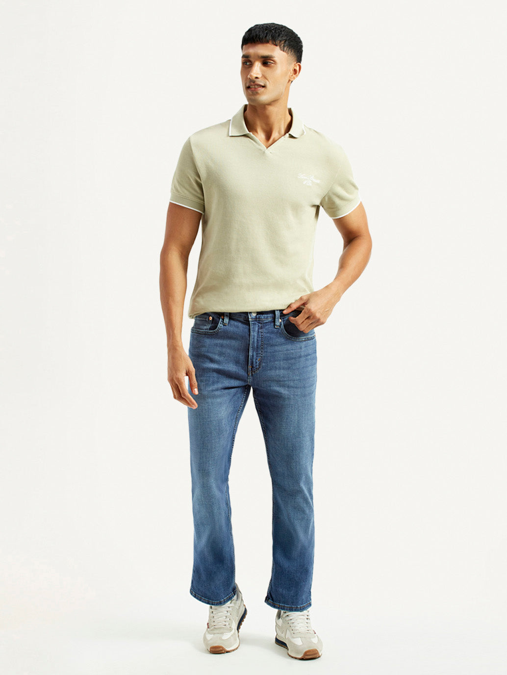 Men's 527 Blue Bootcut Fit Mid Rise Jeans - Styleshot View