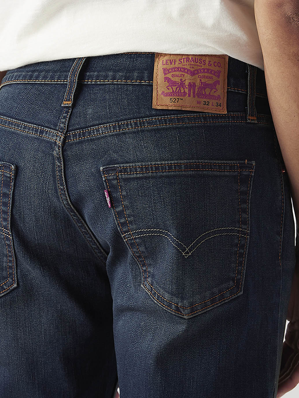 Men's Tinted 527 Navy Bootcut Mid Rise Jeans – Levis India Store