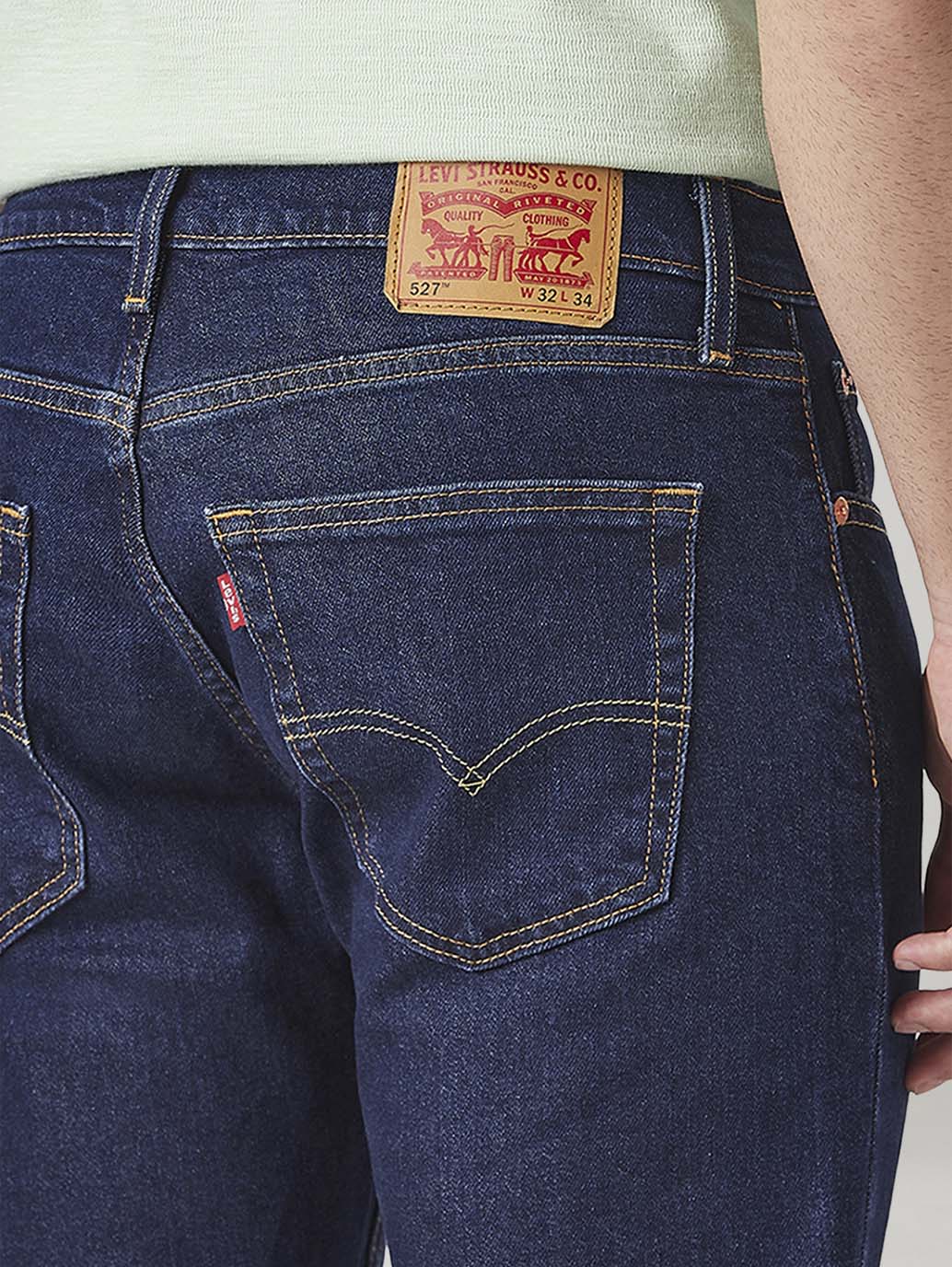 Mens 527 Mid Rise Bootcut Fit Cotton Stretch Blend Jeans - cbe9ffb3-aecb-4e8c-bb8c-e746ba43f08f View