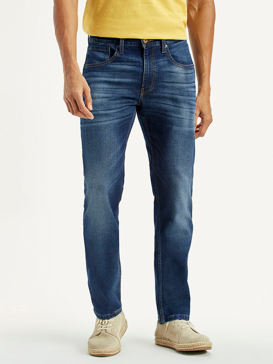 Men's 541 Med Indigo Athletic Tapered Fit Mid Rise Jeans - Front View