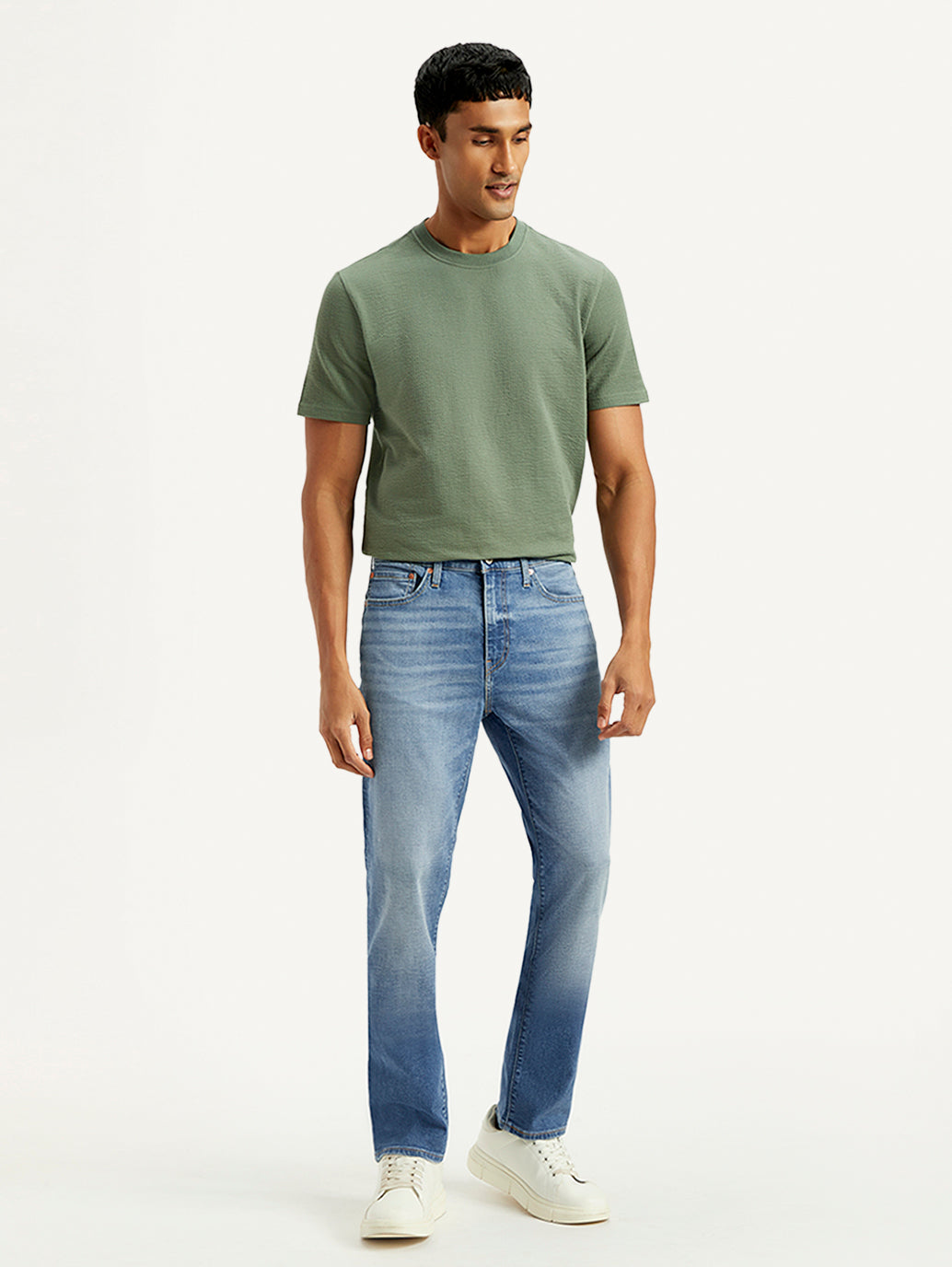Men's 541 Blue Athletic Tapered Fit Mid Rise Linen Jeans - Front View