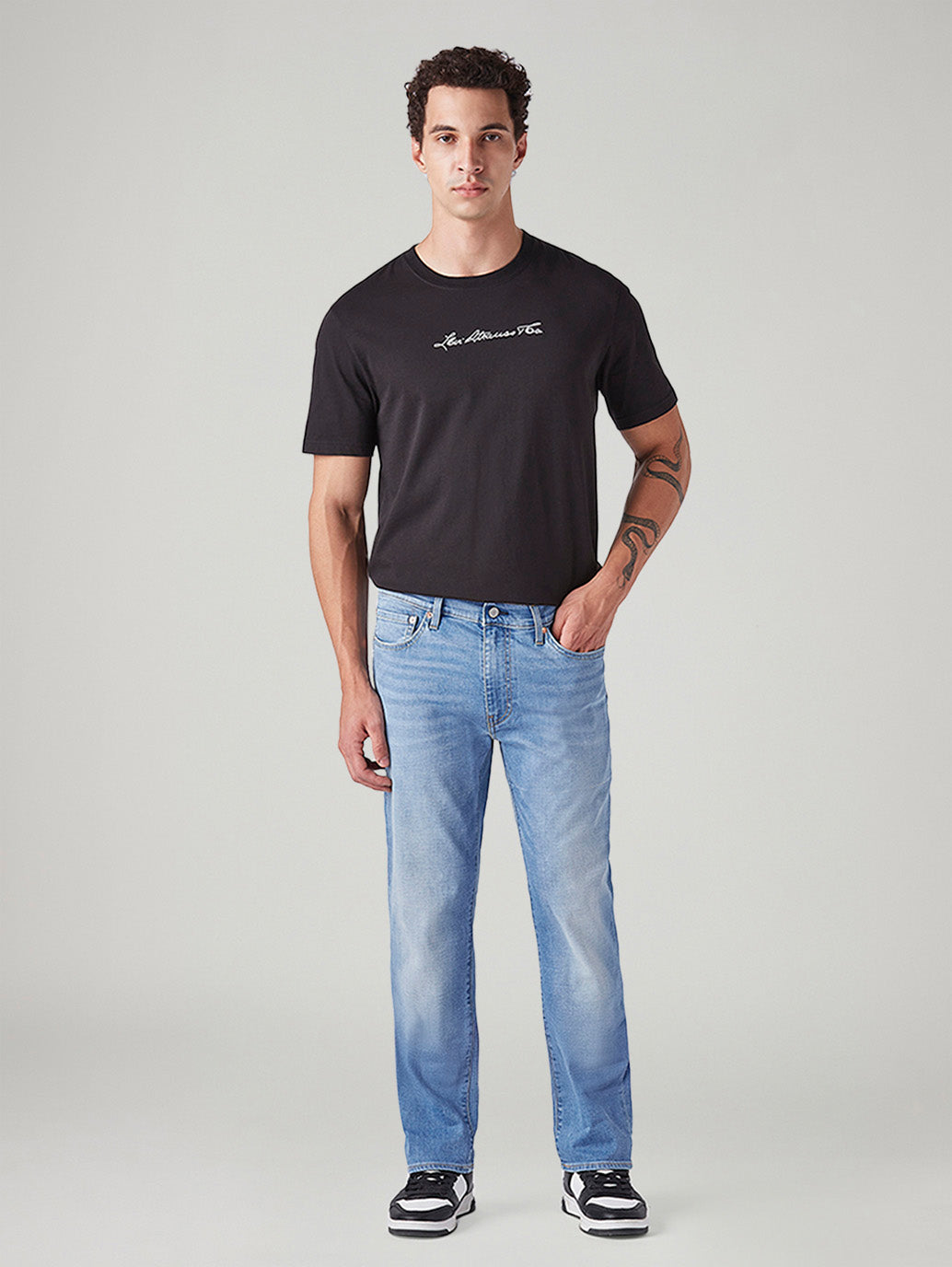 Men's 541 Light Indigo Tapered Fit Mid Rise Linen Jeans - Front View