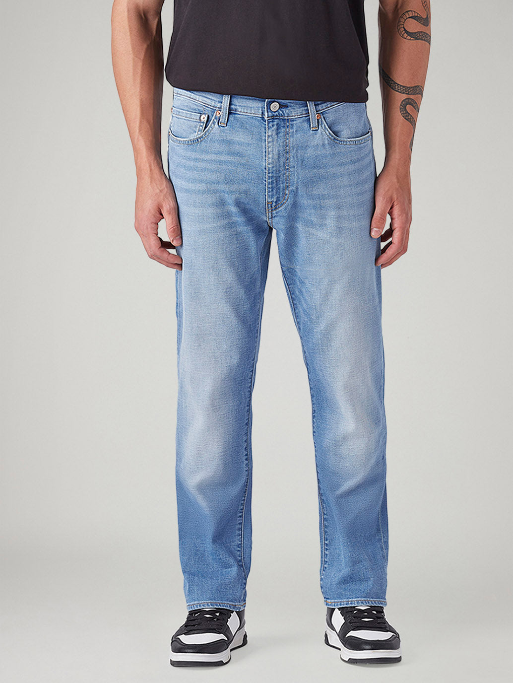 Men's 541 Light Indigo Tapered Fit Mid Rise Linen Jeans - Front View
