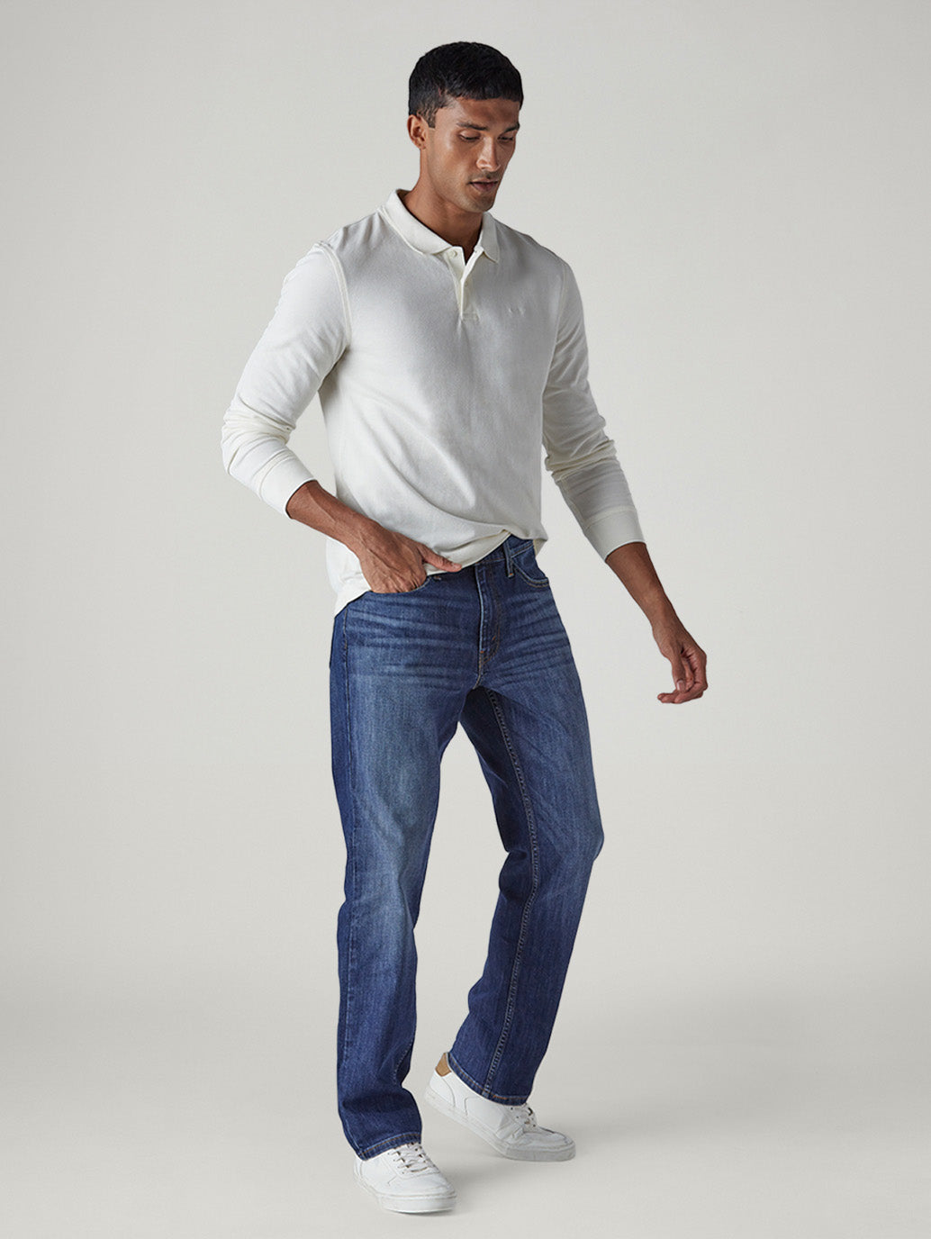 Men's 541 Med Indigo Athletic Tapered Fit Mid Rise Jeans