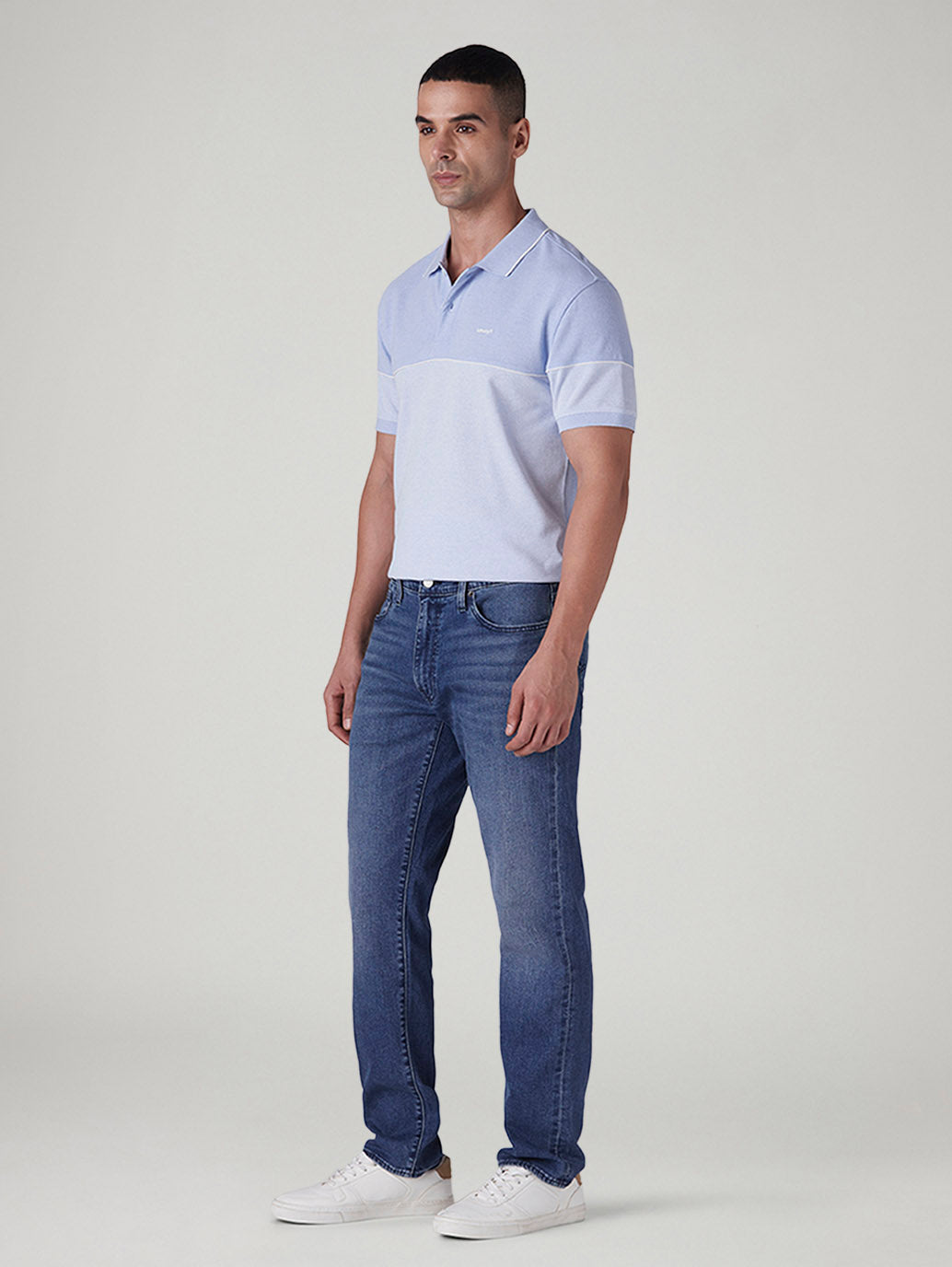 Men's 541 Med Indigo Tapered Fit Mid Rise Linen Jeans - Side View