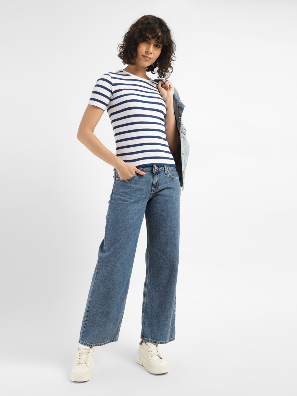Women's Blue Loose Fit Low Rise Jeans