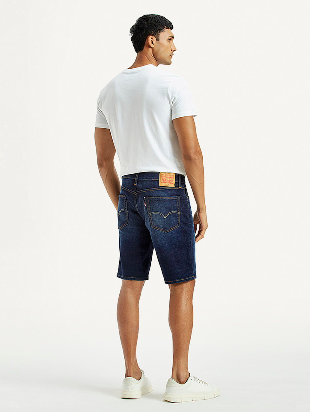 Men's 541 Mid Indigo Athletic Tapered Fit Mid Rise Shorts - Back View