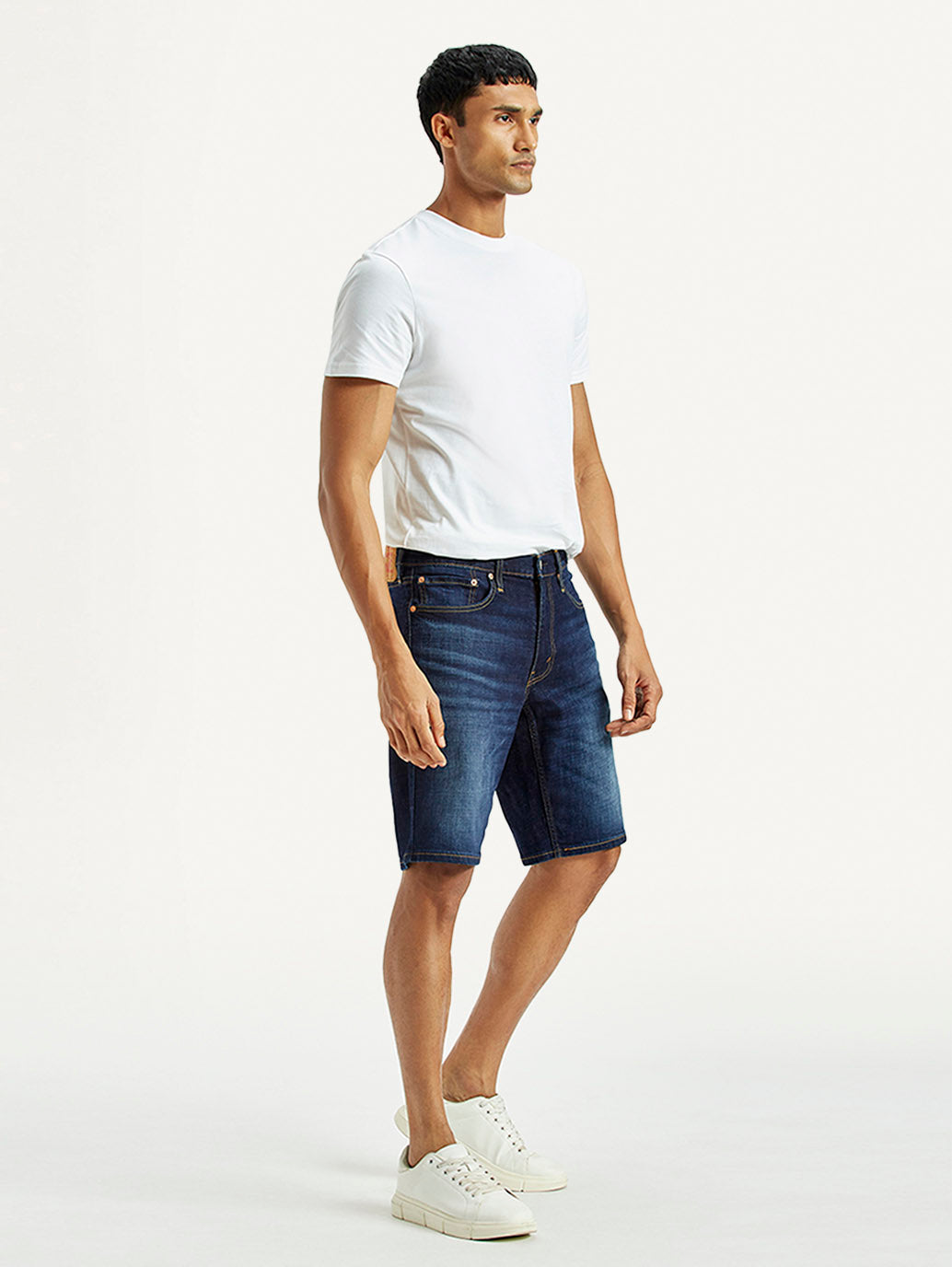 Men's 541 Mid Indigo Athletic Tapered Fit Mid Rise Shorts - Side View