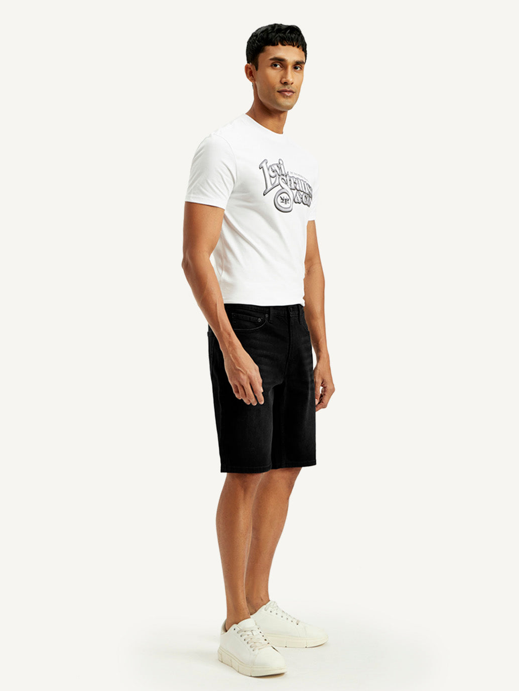 Men's 541 Tapered Fit Denim Shorts - Side View