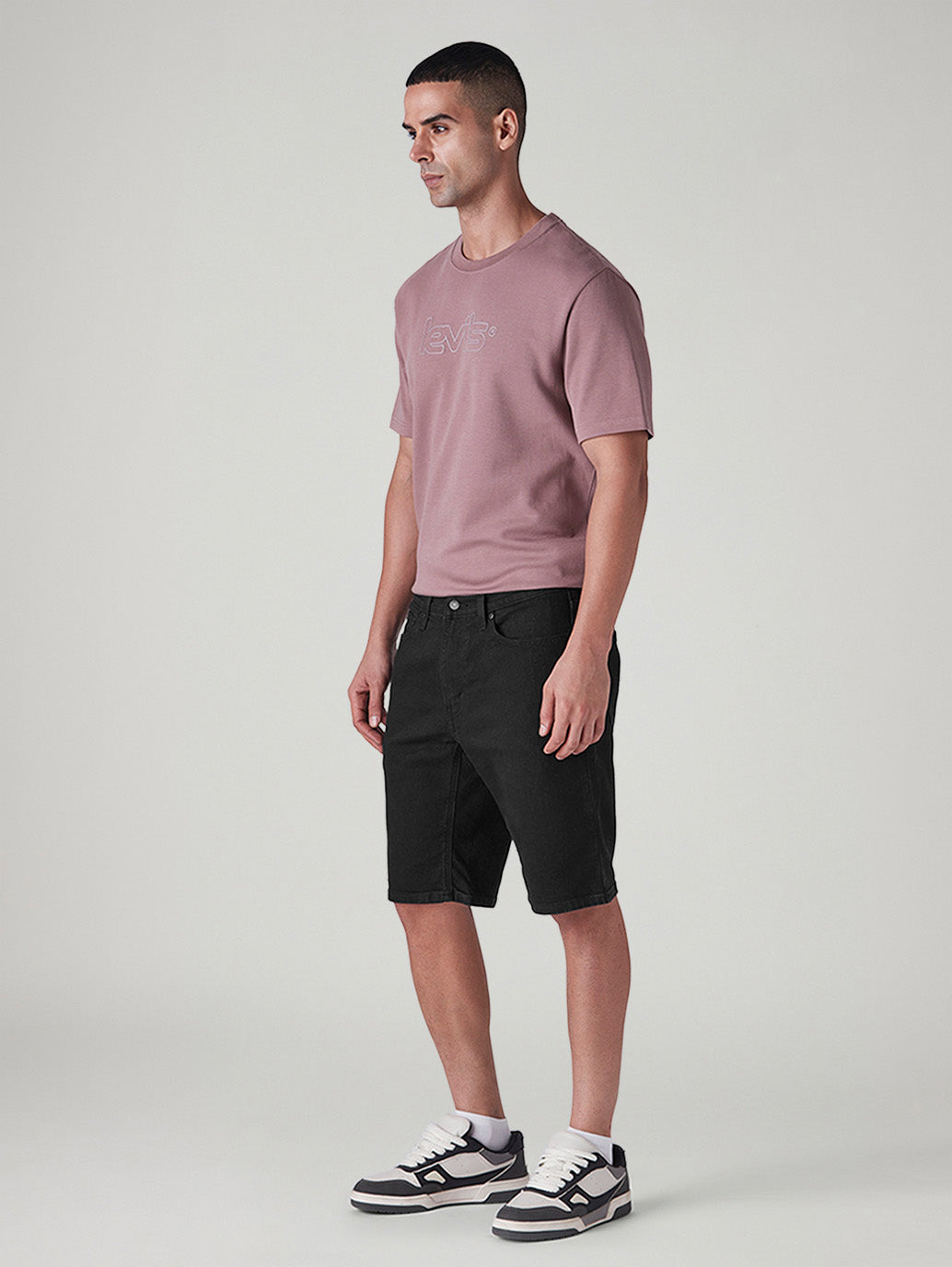 Men's 541 Black Tapered Fit Mid Rise Shorts - Side View