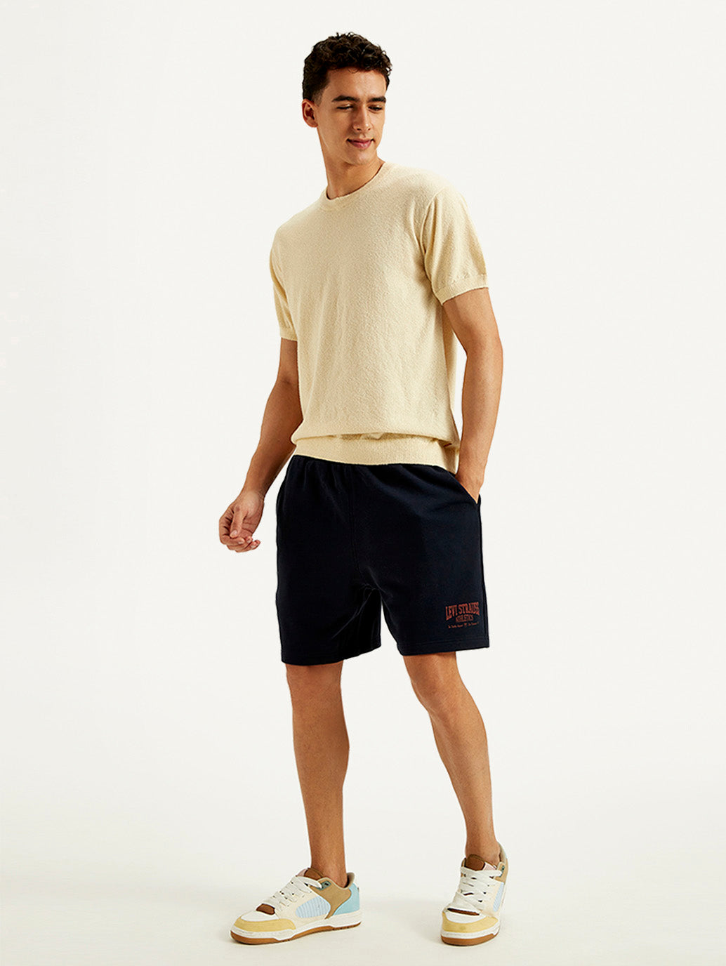 Men's Solid Slim Fit T-Shirt - Styleshot View