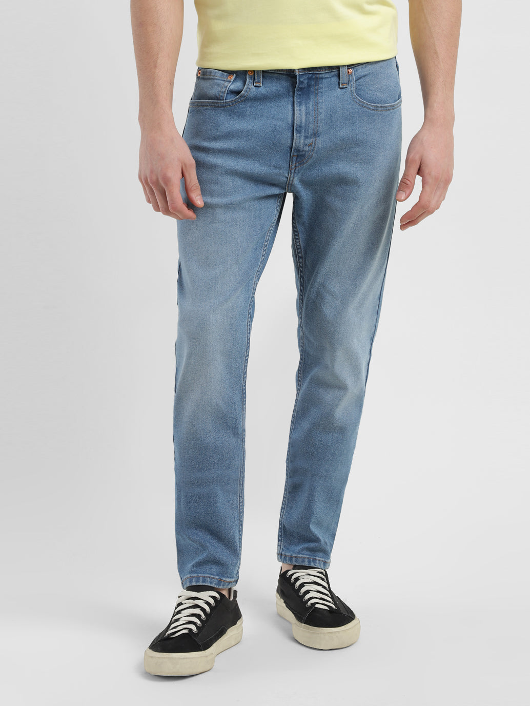 Men's 512 Blue Slim Tapered Fit Mid Rise Jeans - 0d5a1462-d4dc-4632-90ac-02f9acd02587 View