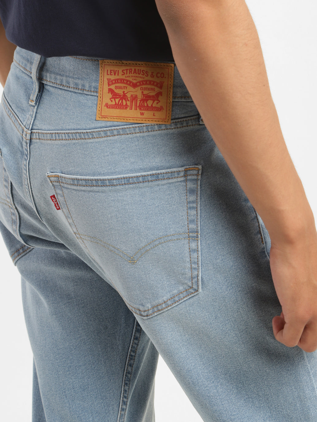 Men's 512 Blue Slim Tapered Fit Mid Rise Jeans - ee8de53f-1e65-4760-aa73-1586bedf85bb View