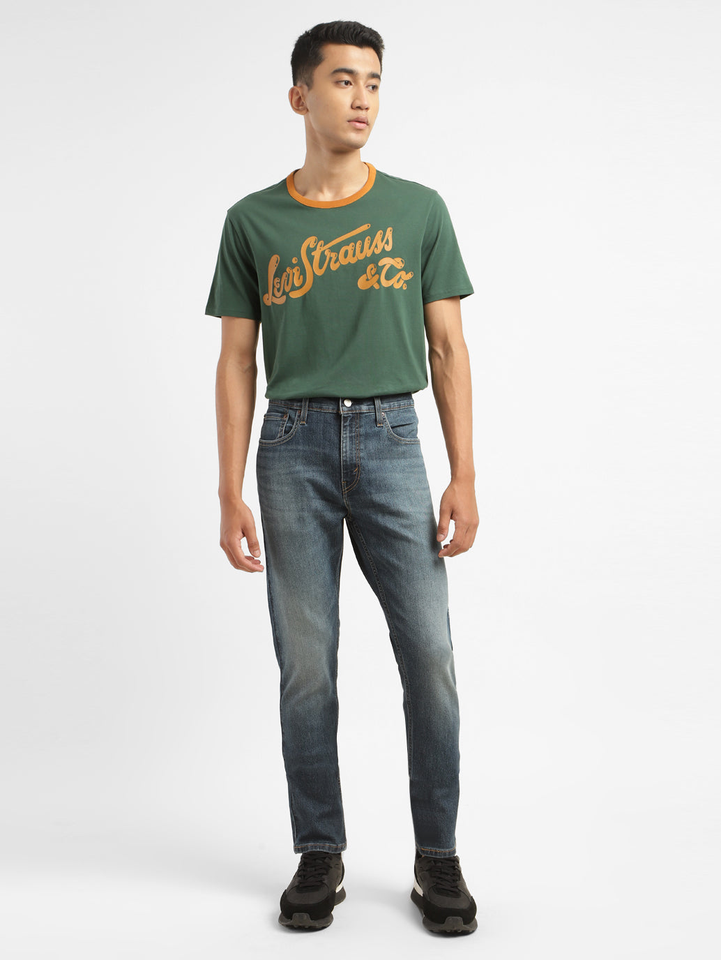 Men's 512 Navy Blue Slim Tapered Fit Mid Rise Jeans - ModelFront View