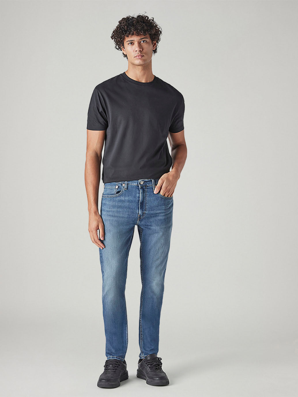 Men's 512 Blue Slim Tapered Fit Mid Rise Jeans - Front View