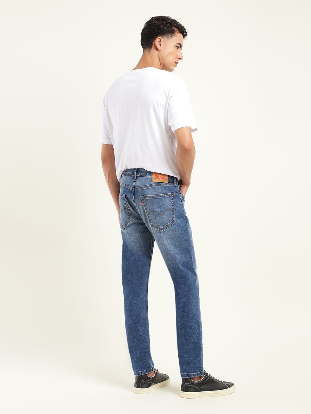 Men's 512 Blue Slim Tapered Fit Mid Rise Jeans - Back View