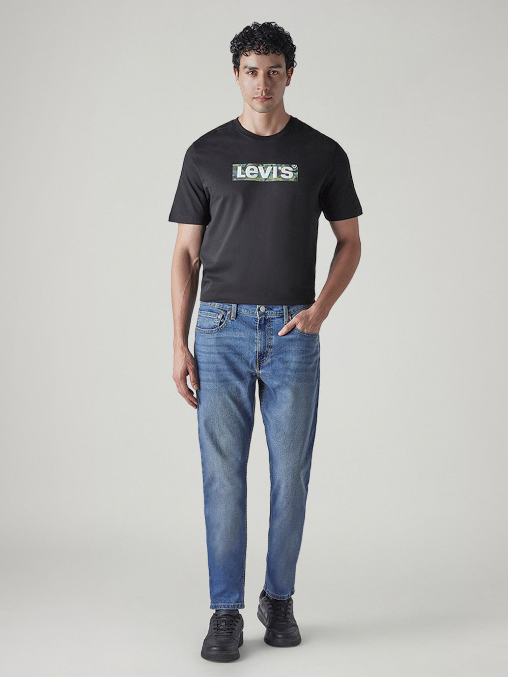 Men's 512 Blue Slim Tapered Fit Mid Rise Jeans - Front View