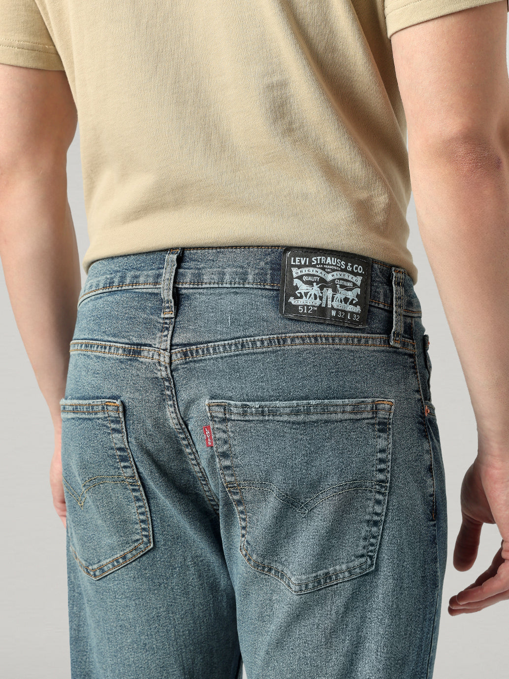 Men's 512 Blue Slim Tapered Fit Mid Rise Jeans - Detail View
