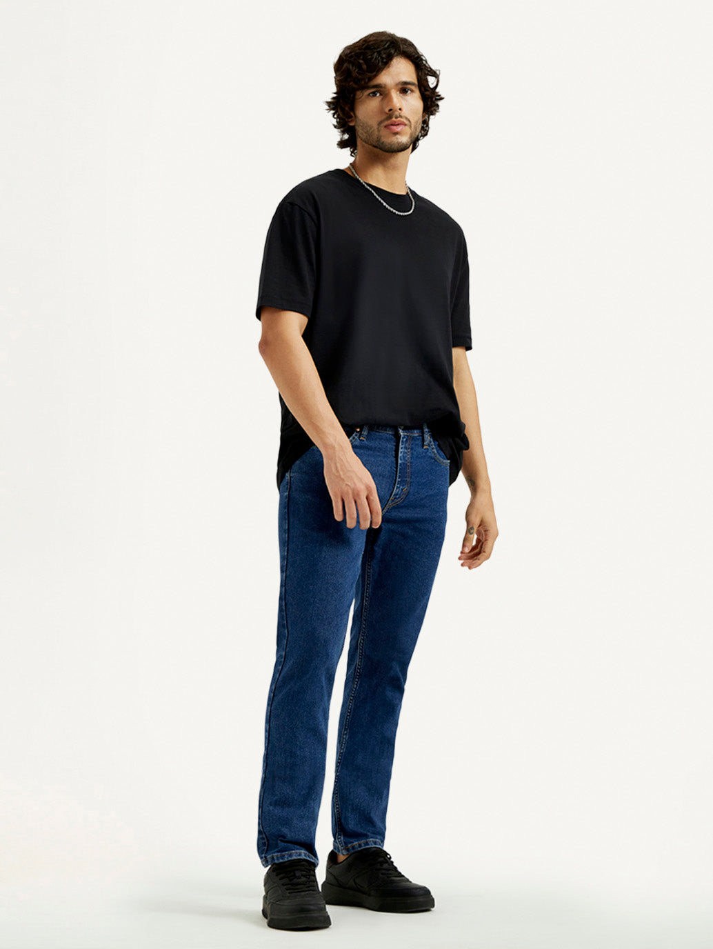 Men's 511 Navy Blue Slim Fit Mid Rise Jeans - Styleshot View