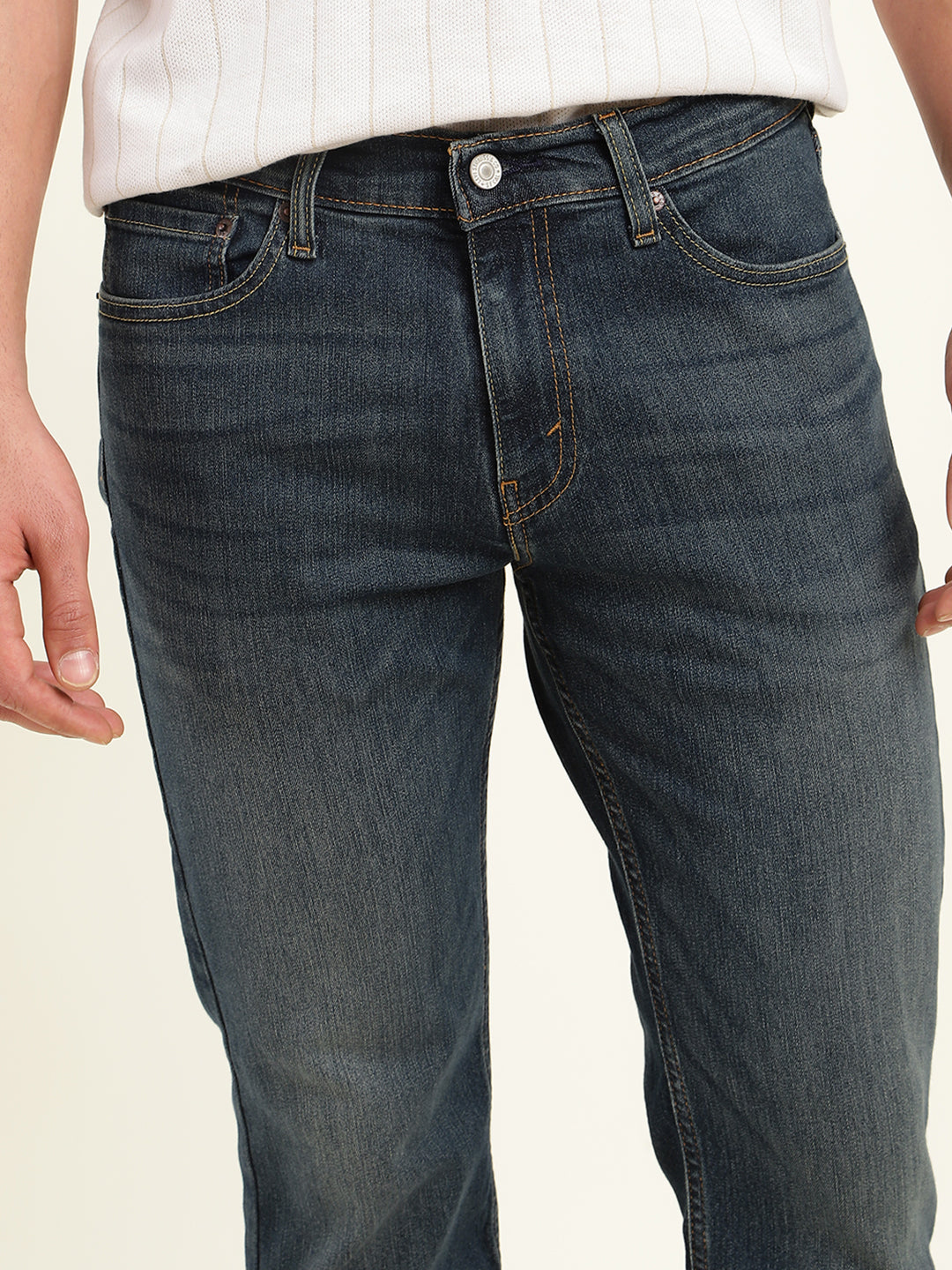 Men's 511 Navy Blue Slim Fit Mid Rise Jeans - Detail View