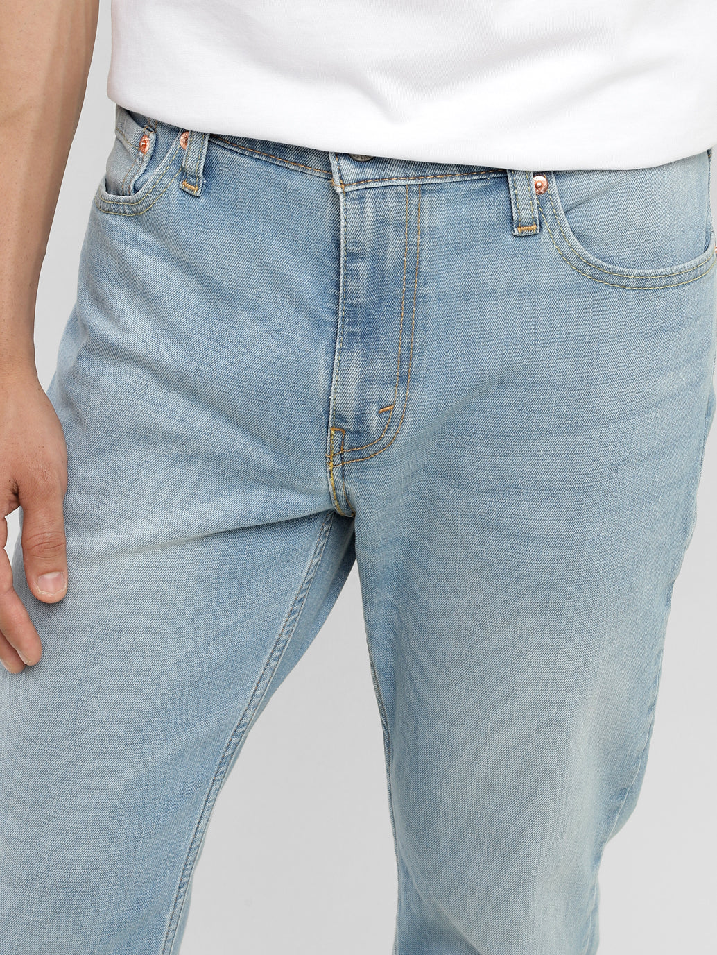 Men's 511 Blue Slim Fit Mid Rise Jeans - FrontDetails View