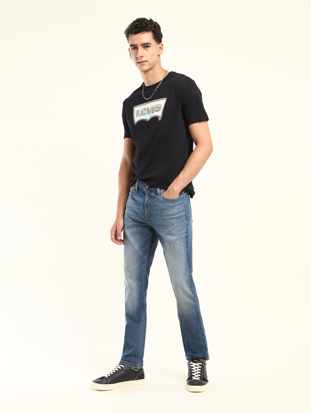 Men's 511 Blue Slim Fit Mid Rise Jeans - Styleshot View