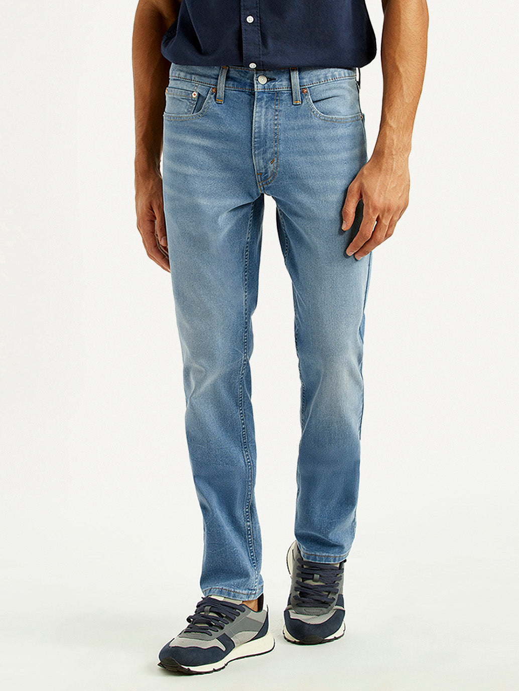 Men's 511 Med Indigo Slim Fit Mid Rise Jeans - Front View