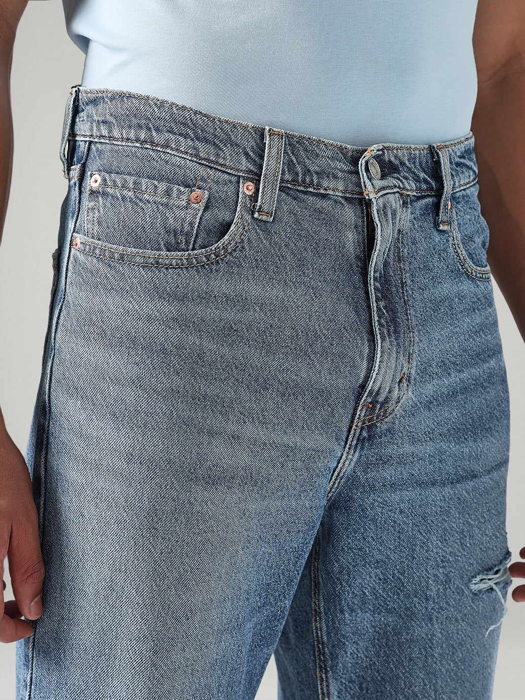 Men's 511 Blue Slim Fit Mid Rise Jeans - Detail View