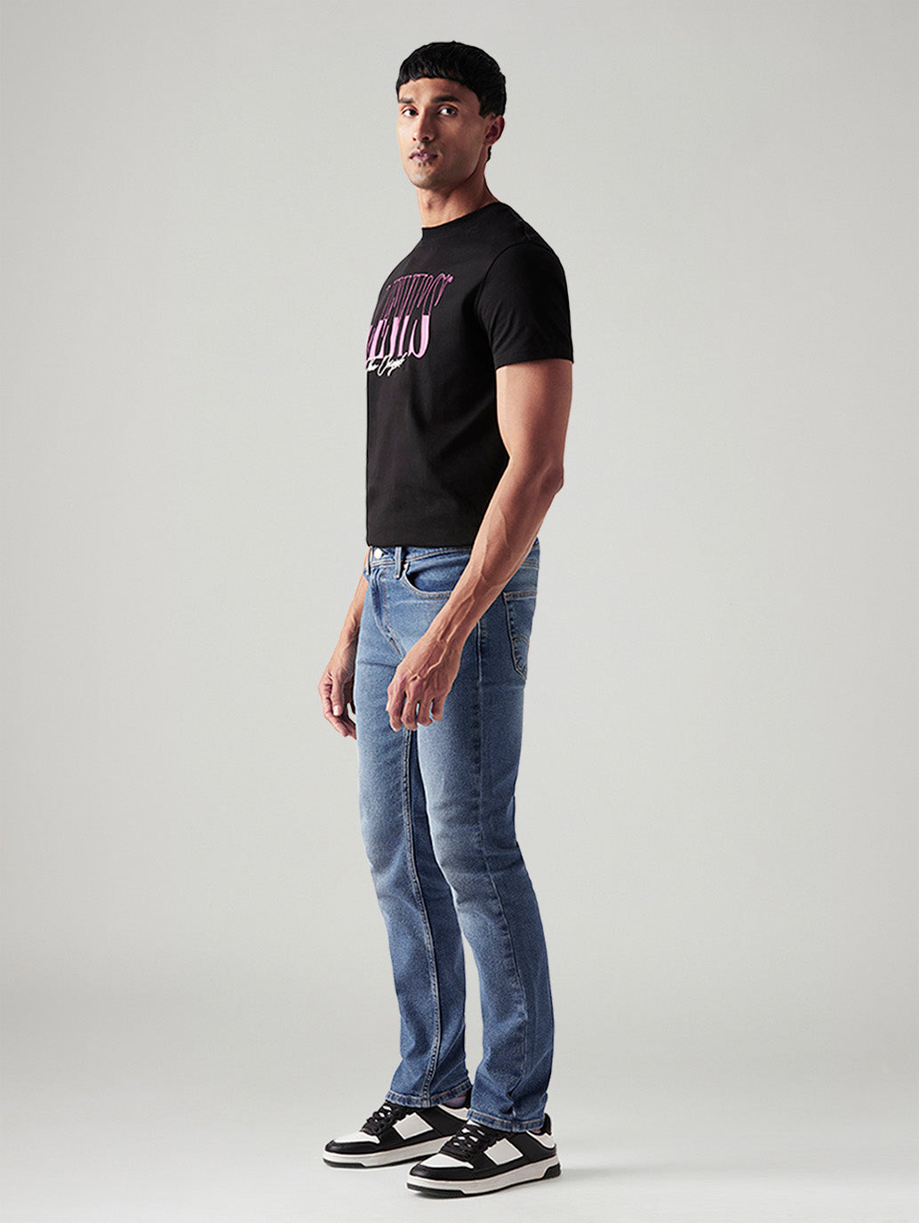 Men's 511 Med Indigo Slim Fit Mid Rise Jeans - Side View