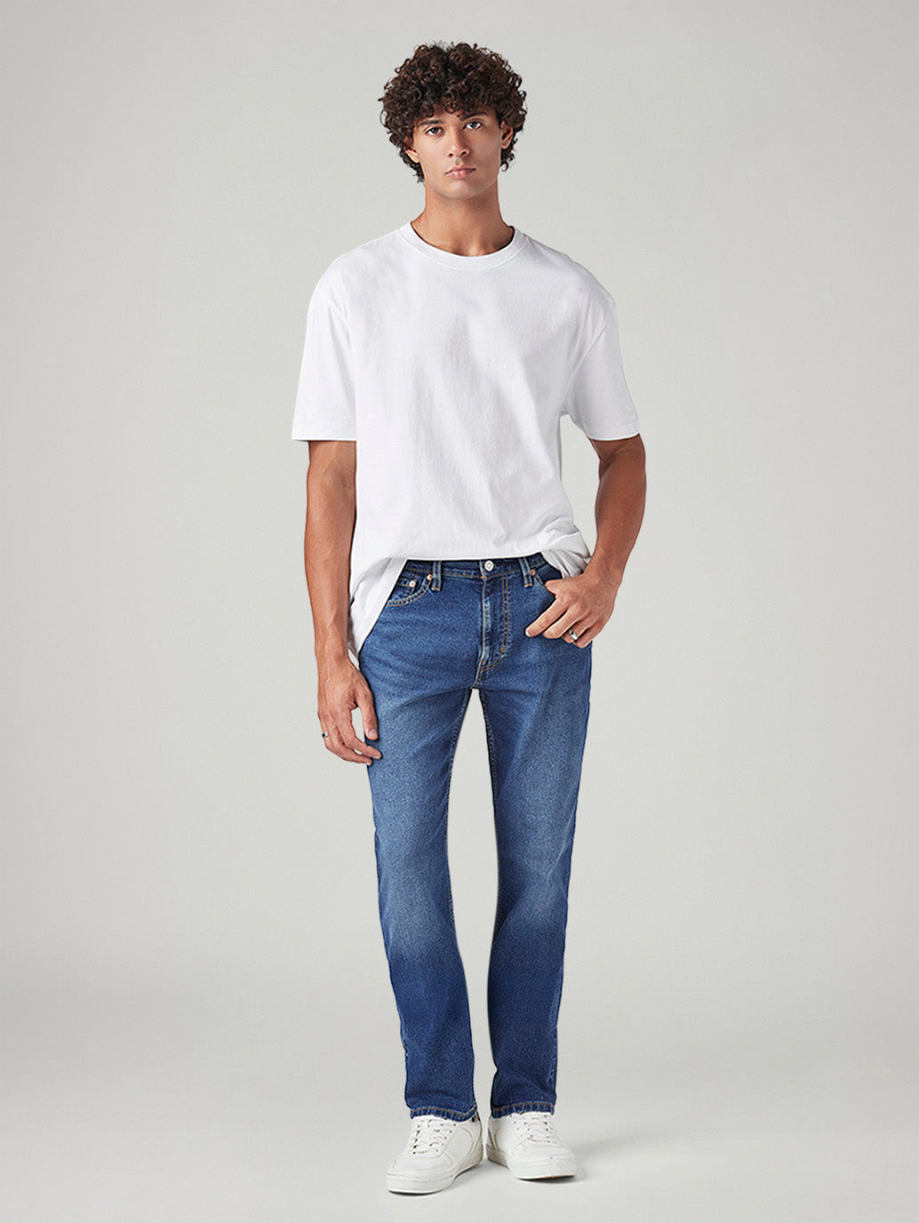 Men's 511 Blue Slim Fit Mid Rise Tinted Jeans - Styleshot View