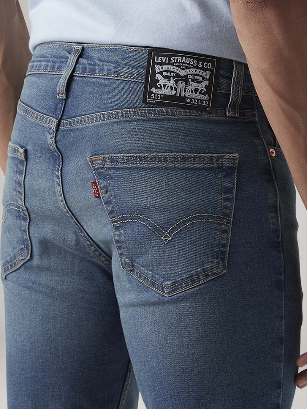 Men's 511 Blue Slim Fit Mid Rise Jeans - Detail View