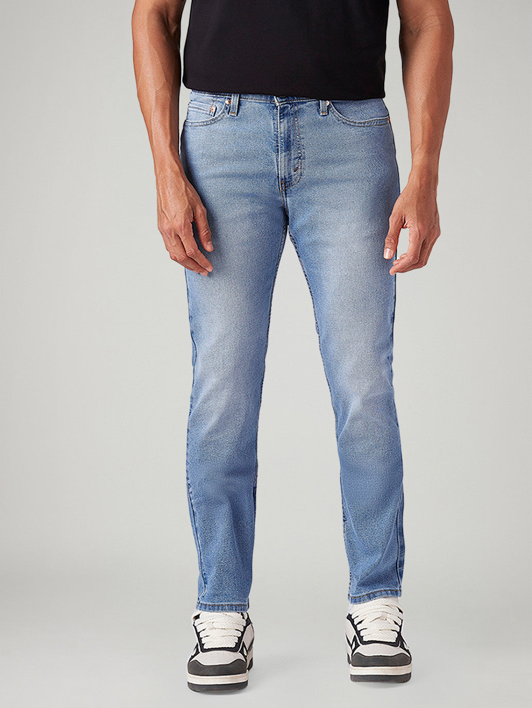 Men's 511 Light Indigo Slim Fit Mid Rise Jeans - Front View