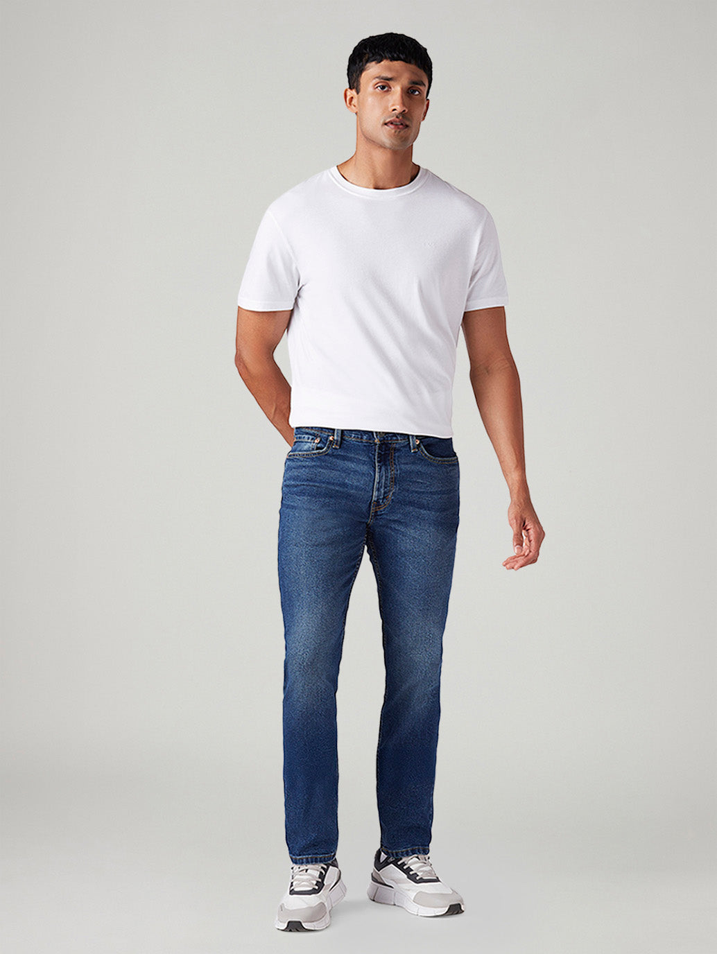Men's 511 Dark Indigo Slim Fit Mid Rise Jeans - Front View