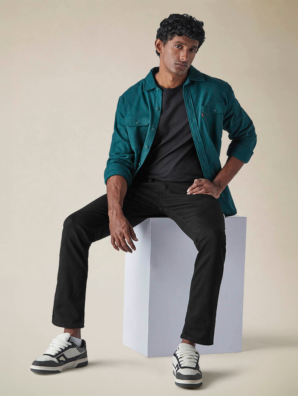 Mens 511 Mid Rise Slim Fit Cotton Stretch Blend Jeans - Styleshot View