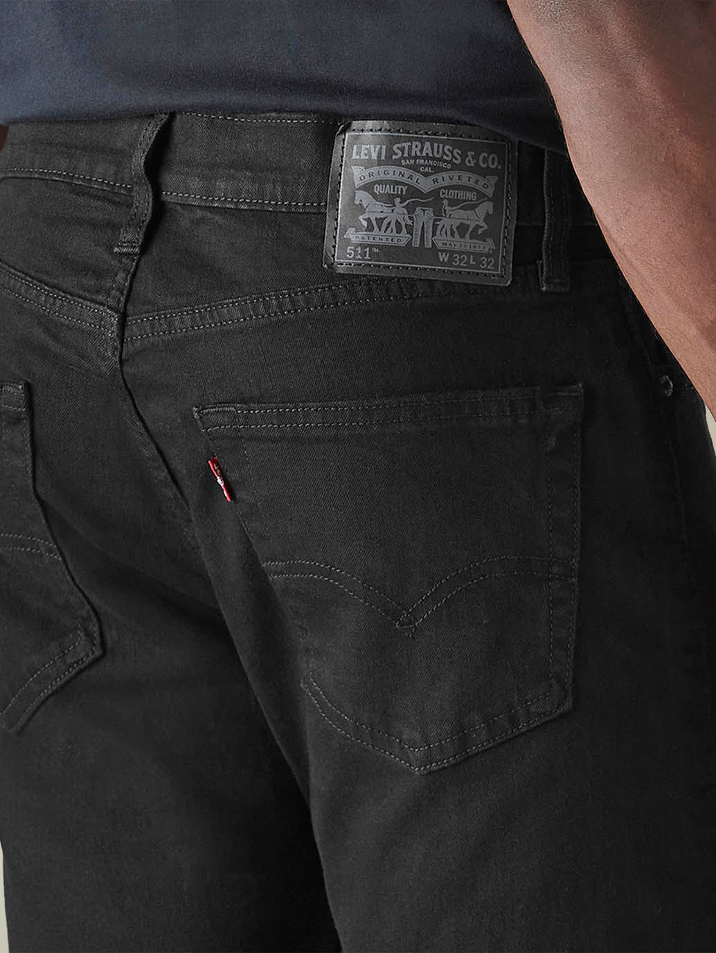 Mens 511 Mid Rise Slim Fit Cotton Stretch Blend Jeans - Detail View