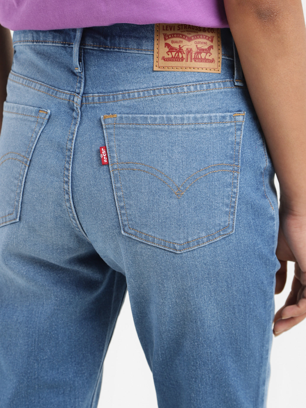 Women's 710 Blue Skinny Fit Mid Rise Jeans - 9c509cfb-2208-4ec7-a2a7-f61c24fe9ae4 View